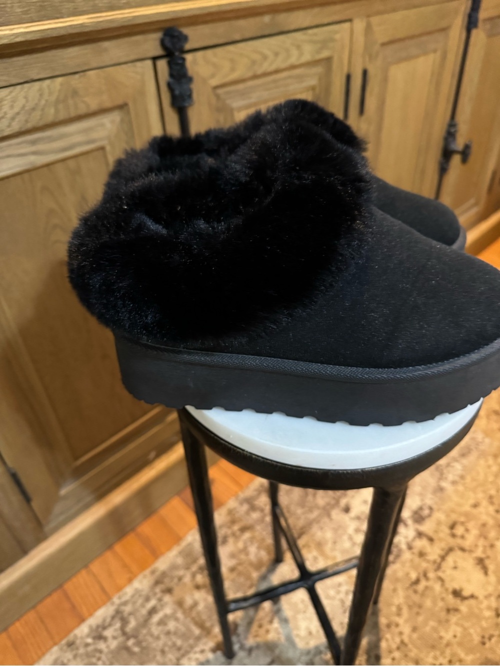 Source Unknown Black Faux-Fur Platform Slip-Ons